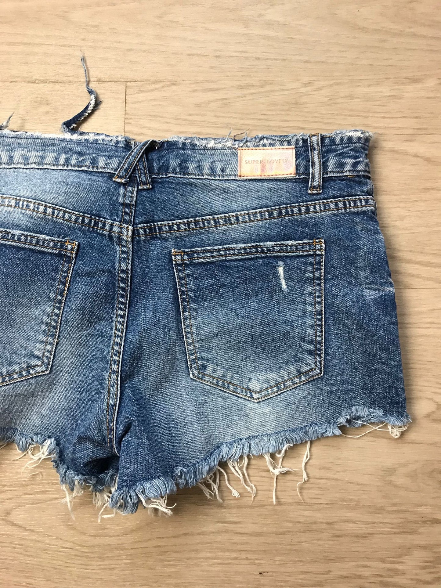 Short Jeans